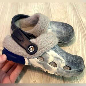 Stride rite blue and white fur lined shoes toddler size 7-8